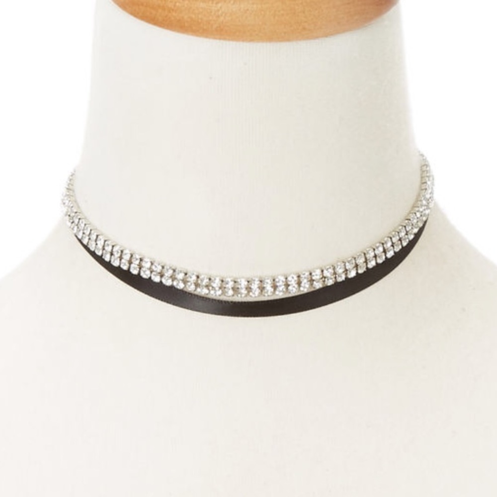 Gem and satin layered choker